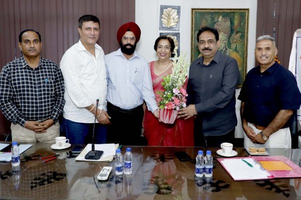 ਪੰਜਾਬ ਚੌਕਬਾਲ ਐਸੋਸੀਏਸ਼ਨ ਦੀ ਜਰਨਲ ਬੌਡੀ ਮੀਟਿੰਗ ‘ਚ ਨਵੀਂ ਕਾਰਜਕਾਰਣੀ ਦੀ ਚੋਣ ADGP ਸ੍ਰੀ ਐਮ.ਐਫ.ਫਾਰੂਕੀ IPS ਪ੍ਰਧਾਨ, ਡਾ. ਰਸ਼ਮੀ ਵਿਜ ਜਨਰਲ ਸਕੱਤਰੀ ਚੁਣੇ ਗਏ