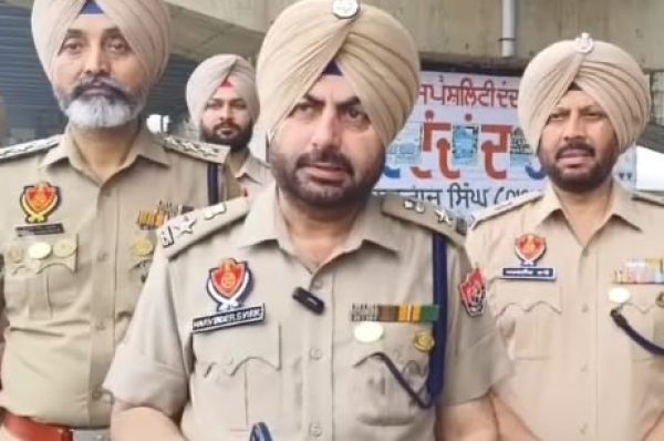 ਜਲੰਧਰ ’ਚ ਨਸ਼ਾ, ਫਿਰੋਤੀ ਤੇ ਹਥਿਆਰਾਂ ਦੇ ਗੰਭੀਰ ਮਾਮਲੇ ’ਚ ਗੈਂਗਸਟਰ ਕਾਬੂ, ਵਿਦੇਸ਼ੀ ਕਨੈਕਸ਼ਨ ਦਾ ਖੁਲਾਸਾ