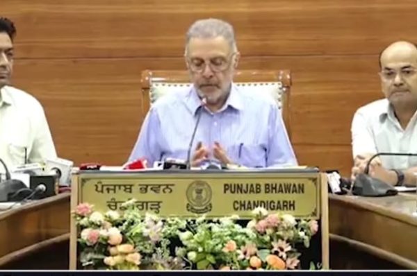 ਜਲੰਧਰ ਸਿਵਲ ਹਸਪਤਾਲ ‘ਚ ਆਕਸੀਜਨ ਪਲਾਂਟ ਦੀ ਖਰਾਬੀ ਕਾਰਨ 3 ਮਰੀਜ਼ਾਂ ਦੀ ਮੌਤ, ਵੱਡੀ ਲਾਪਰਵਾਹੀ ਸਾਮ੍ਹਣੇ, ਚਾਰ ਡਾਕਟਰ ਮੁਅੱਤਲ, ਇੱਕ ਬਰਖਾਸਤ