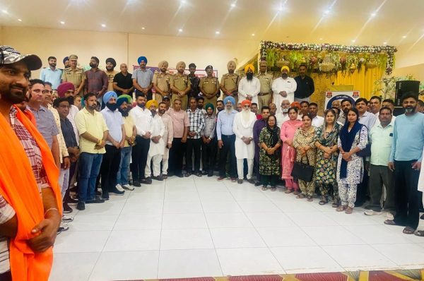 ਦਫਤਰ ਸੀਨੀਅਰ ਪੁਲਿਸ ਕਪਤਾਨ ਜਲੰਧਰ ਦਿਹਾਤੀ ਦਾ ਵੱਡਾ ਕਦਮ, ਨਸ਼ਿਆਂ ਵਿਰੁੱਧ ਜਾਗਰੂਕਤਾ ਅਤੇ ਸਾਂਝੀ ਰਣਨੀਤੀ ਲਈ ਸੰਪਰਕ ਮੀਟਿੰਗ