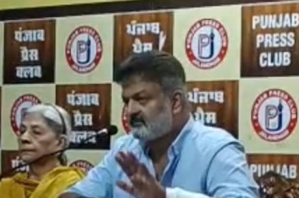 ਮਾਡਲ ਟਾਊਨ ਦੀ ਕਰੋੜਾਂ ਦੀ ਪ੍ਰਾਪਰਟੀ ‘ਤੇ ਵਿਵਾਦ ਗਹਿਰਾਇਆ, ਰਾਜਨ ਸਿੱਧੂ ਨੇ ਫਾਇਨੈਂਸਰ ਅਤੇ ਡਾਕਟਰ ‘ਤੇ ਲਾਏ ਗੰਭੀਰ ਇਲਜ਼ਾਮ