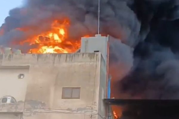 ਜਲੰਧਰ ਰੋਡ ’ਤੇ ਸਥਿਤ ਪਿੰਡ ਧੁਆਂਖੇ ਵਿੱਚ ਗੱਦਿਆਂ ਦੀ ਫੈਕਟਰੀ ਵਿੱਚ ਭਿਆਨਕ ਅੱਗ, ਪੂਰੀ ਫੈਕਟਰੀ ਸੜ ਕੇ ਸੁਆਹ – ਕਰੋੜਾਂ ਦਾ ਨੁਕਸਾਨ