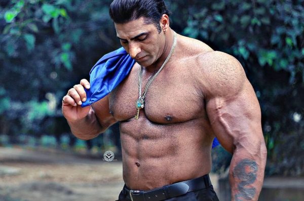 ਮਸ਼ਹੂਰ ਬਾਡੀ ਬਿਲਡਰ ਤੇ ਅਦਾਕਾਰ ਵਰਿੰਦਰ ਸਿੰਘ ਘੁੰਮਣ ਦੀ ਮੌਤ