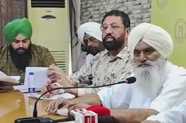 ਰਾਇਪੁਰ ਬੱਲਾਂ ਵਿੱਚ ਕੋਲਡ ਸਟੋਰ ਧੰਧੇਬਾਜ਼ੀ ਦਾ ਭੰਡਾਫੋੜ, ਕਿਸਾਨਾਂ ਨੇ ਲਗਾਏ ਗੰਭੀਰ ਇਲਜ਼ਾਮ