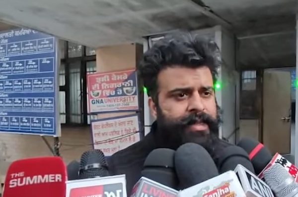 ਪੰਜਾਬ ਬਚਾਓ ਮੋਰਚਾ ਮੁਖੀ ਤੇਜਸਵੀ ਮਿੰਹਾਸ ਗ੍ਰਿਫਤਾਰ, ਅਦਾਲਤ ਤੋਂ ਮਿਲੀ ਜ਼ਮਾਨਤ — ਅੰਕੁਰ ਨਰੂਲਾ ਖਿਲਾਫ਼ ਪ੍ਰਦਰਸ਼ਨ ਮਾਮਲੇ ਨੇ ਫਿਰ ਪਕੜੀ ਰਫ਼ਤਾਰ