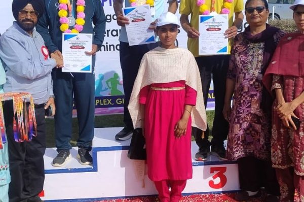 ਜਲੰਧਰ ਦੇ ਸਰਦਾਰ ਮਨਮੋਹਨ ਸਿੰਘ ਮਰਵਾਹਾ ਐਡਵੋਕੇਟ ਨੇ ਨੈਸ਼ਨਲ ਮਾਸਟਰਜ਼ ਐਥਲੈਟਿਕਸ ਵਿੱਚ ਲਹਿਰਾਇਆ ਪਰਚਮ, 2 ਮੈਡਲ ਜਿੱਤ ਕੇ ਬਣੇ ਮਾਣ