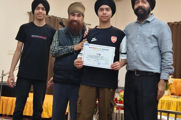 ਤਬਲਾ ਮੁਕਾਬਲੇ ਵਿੱਚ ਹੋਨਹਾਰ ਬੱਚੇ ਨੇ B+ ਗ੍ਰੇਡ ਹਾਸਲ ਕਰਕੇ ਕੀਤਾ ਨਾਮ ਰੌਸ਼ਨ