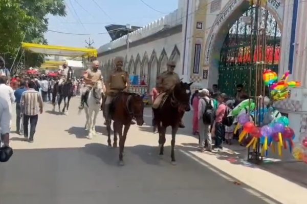 ਡੇਰਾ ਮੁਰਾਦ ਸ਼ਾਹ ਮੇਲੇ ਦੌਰਾਨ 800 ਪੁਲਿਸ ਕਰਮਚਾਰੀ ਤਾਇਨਾਤ, ਸਖਤ ਸੁਰੱਖਿਆ ਤੇ ਟ੍ਰੈਫਿਕ ਪ੍ਰਬੰਧ ਲਾਗੂ