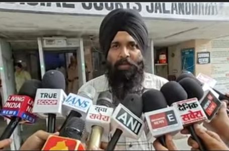 ਅਜਨਾਲਾ ਥਾਣਾ ਹਮਲਾ ਮਾਮਲਾ: ਗੁਰਿੰਦਰਪਾਲ ਸਿੰਘ ਔਜਲਾ ਨੂੰ ਪ੍ਰੋਡਕਸ਼ਨ ਵਾਰੰਟ ‘ਤੇ ਜਲੰਧਰ ਅਦਾਲਤ ਵਿੱਚ ਕੀਤਾ ਪੇਸ਼, 3 ਦਿਨ ਦਾ ਪੁਲਿਸ ਰਿਮਾਂਡ