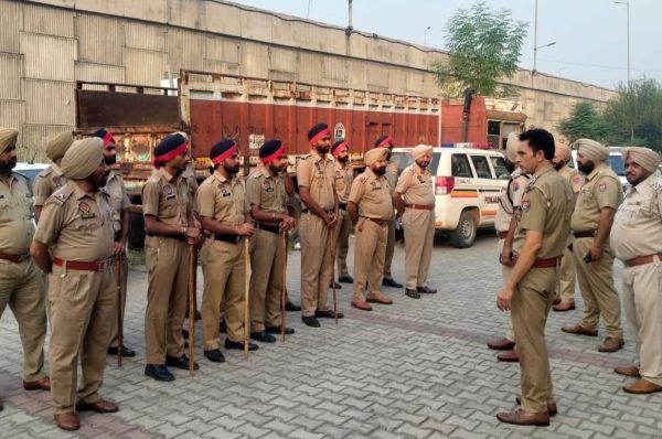 ਕਰਤਾਰਪੁਰ ਸਬ-ਡਵੀਜ਼ਨ ਵਿੱਚ ਨਸ਼ਿਆਂ ਖ਼ਿਲਾਫ਼ ਵੱਡੀ ਕਾਰਵਾਈ, 5 ਐੱਫਆਈਆਰ ਦਰਜ, 20 ਮੁਲਜ਼ਮ ਗ੍ਰਿਫ਼ਤਾਰ; 139 ਨਸ਼ੀਲੀਆਂ ਗੋਲੀਆਂ ਬਰਾਮਦ