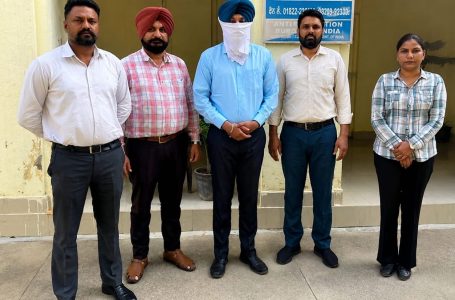 ਤਬਾਦਲਾ ਰੋਕਣ ਬਦਲੇ ₹1.25 ਲੱਖ ਦੀ ਰਿਸ਼ਵਤ ਮੰਗਣ ਵਾਲਾ SDE ਅਗਮਜੋਤ ਸਿੰਘ ₹30 ਹਜ਼ਾਰ ਦੀ ਪਹਿਲੀ ਕਿਸ਼ਤ ਲੈਂਦਿਆਂ ਰੰਗੇ ਹੱਥੀਂ ਕਾਬੂ